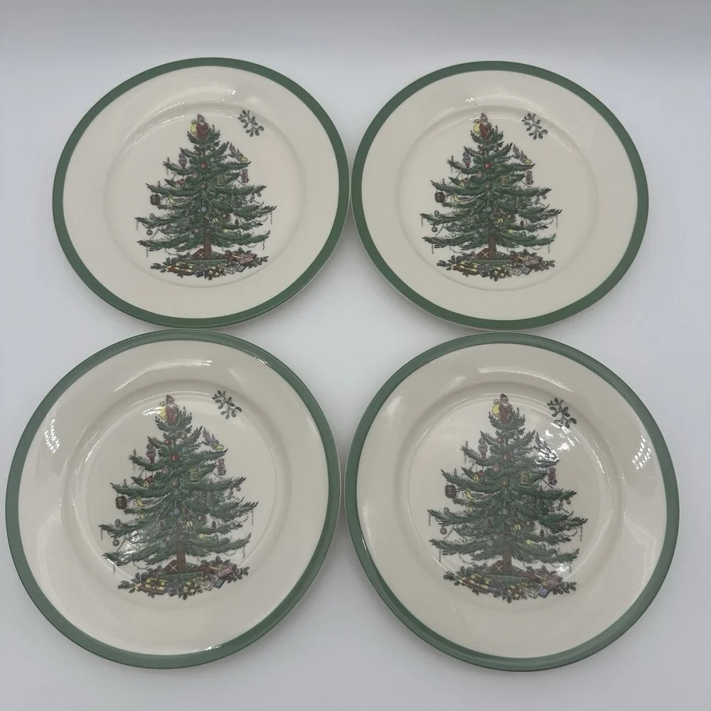 Set Of 4 Vintage Spode Christmas Tree Dessert Salad Plates  (4) 7 3/4
